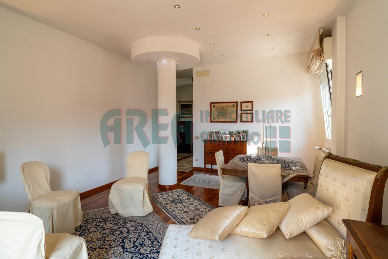 appartamento in vendita ad Imperia in zona Oneglia