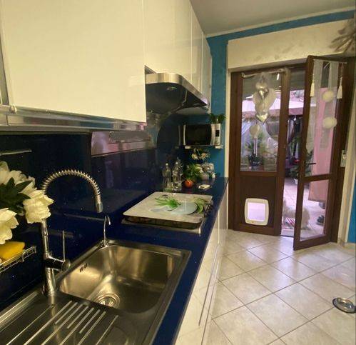 appartamento in vendita ad Imperia in zona Torrazza / Clavi