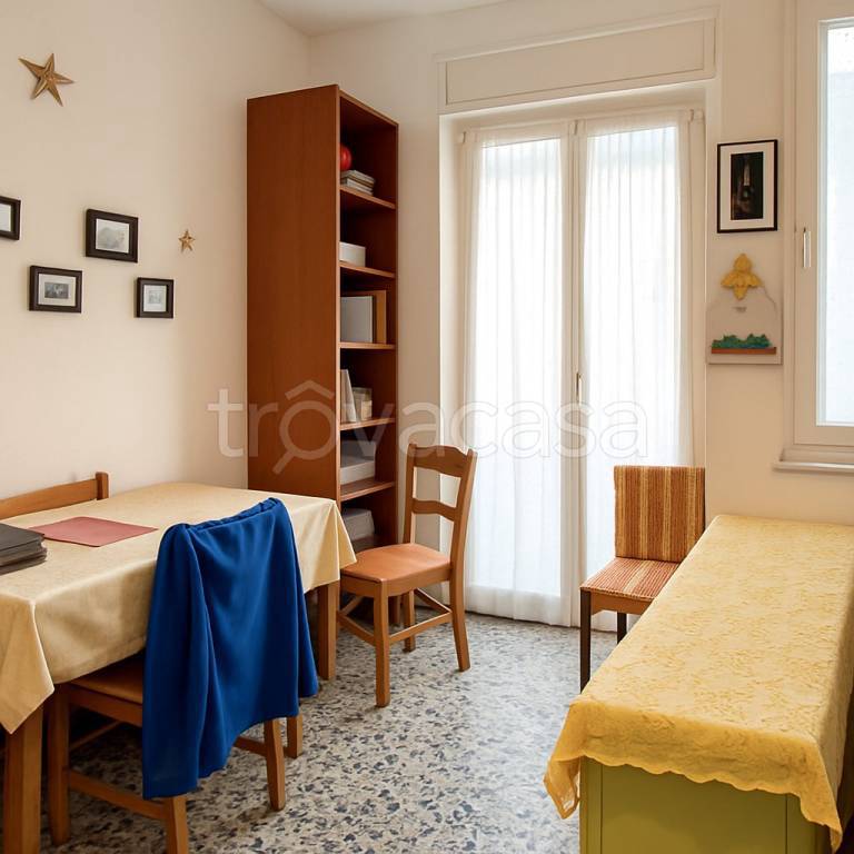 appartamento in vendita ad Imperia in zona Porto Maurizio