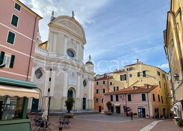 appartamento in vendita ad Imperia in zona Oneglia