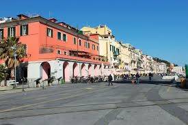 appartamento in vendita ad Imperia in zona Oneglia