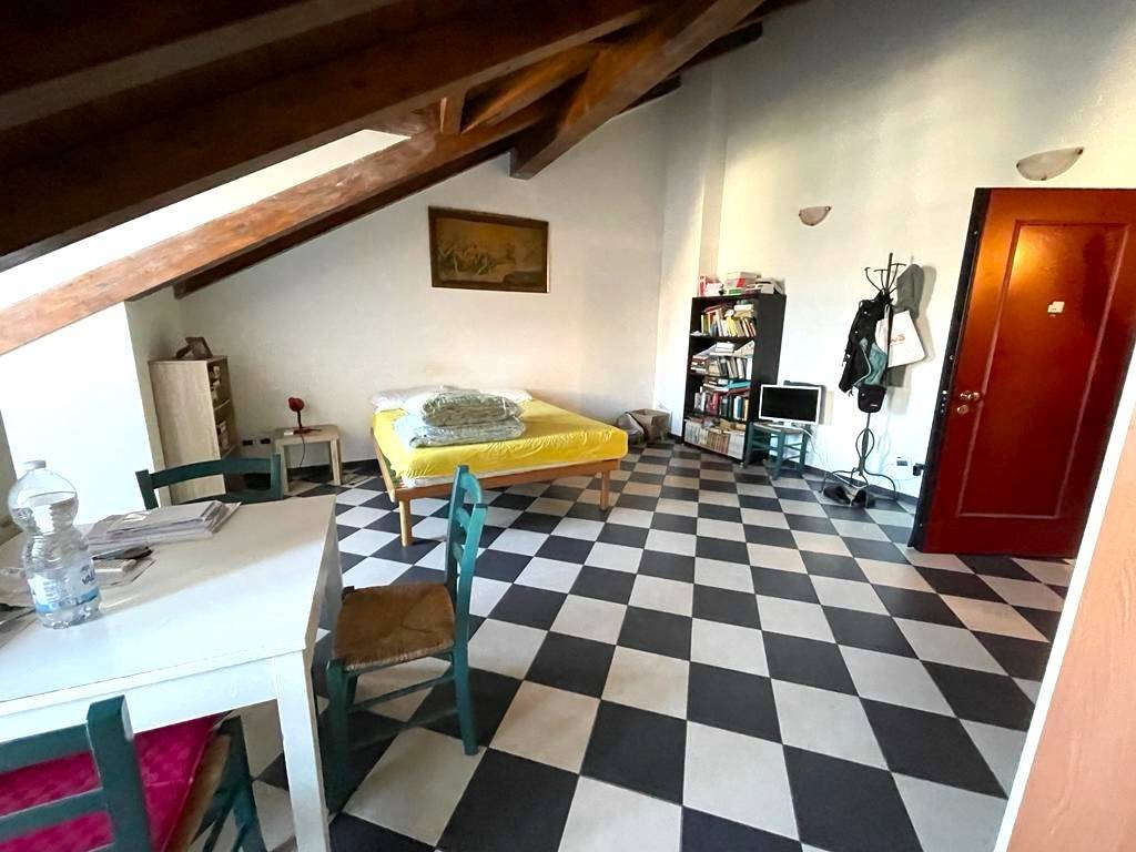 appartamento in vendita ad Imperia in zona Oneglia
