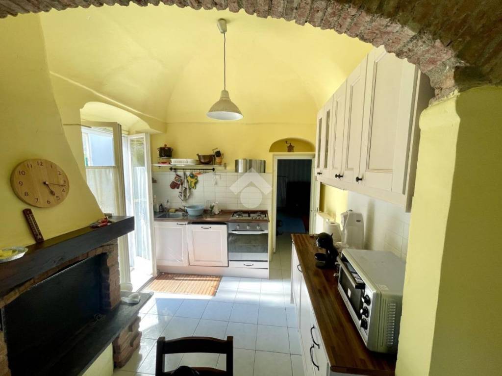 appartamento in vendita ad Imperia