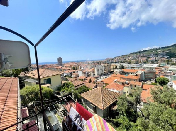 appartamento in vendita ad Imperia in zona Oneglia