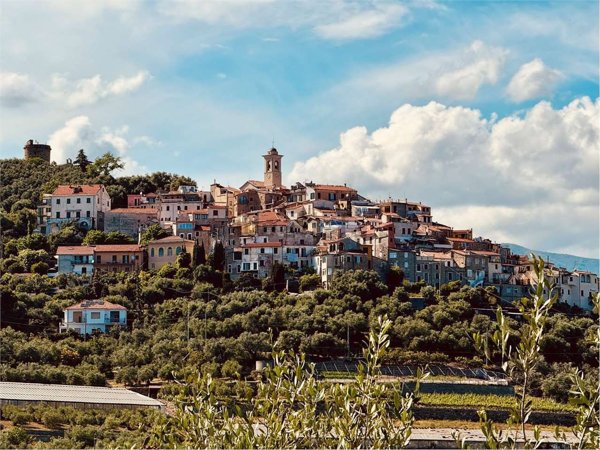 appartamento in vendita ad Imperia