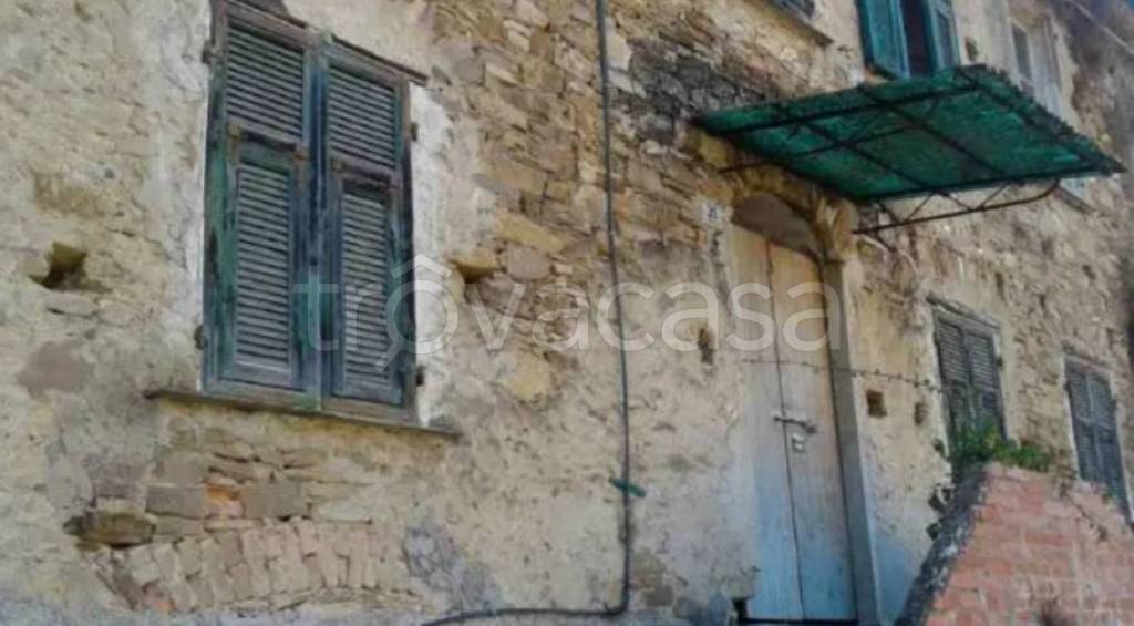 appartamento in vendita ad Imperia in zona Moltedo