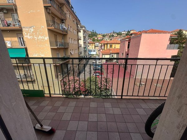 appartamento in vendita ad Imperia in zona Oneglia