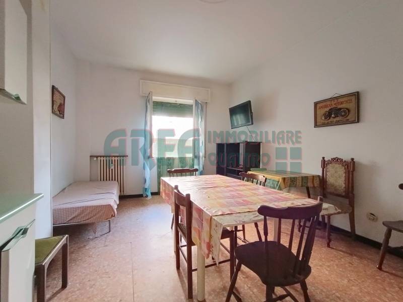 appartamento in vendita ad Imperia in zona Porto Maurizio