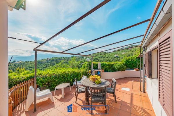 appartamento in vendita ad Imperia in zona Porto Maurizio