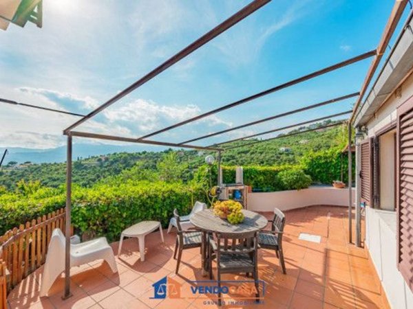 appartamento in vendita ad Imperia in zona Porto Maurizio