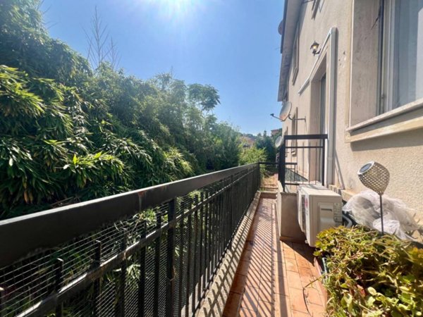 appartamento in vendita ad Imperia in zona Porto Maurizio