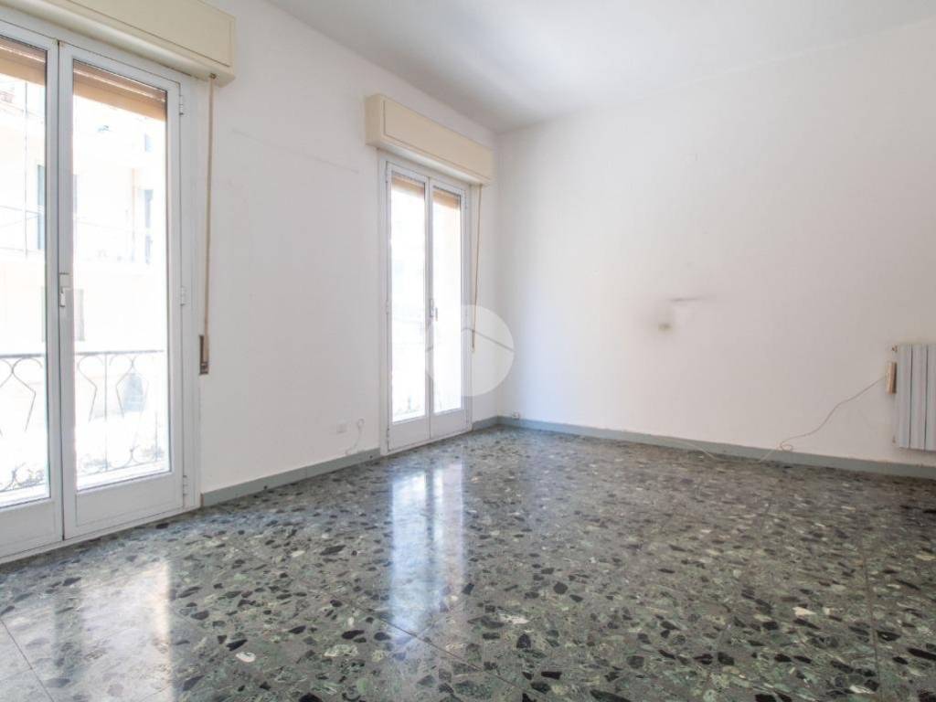 appartamento in vendita ad Imperia in zona Porto Maurizio