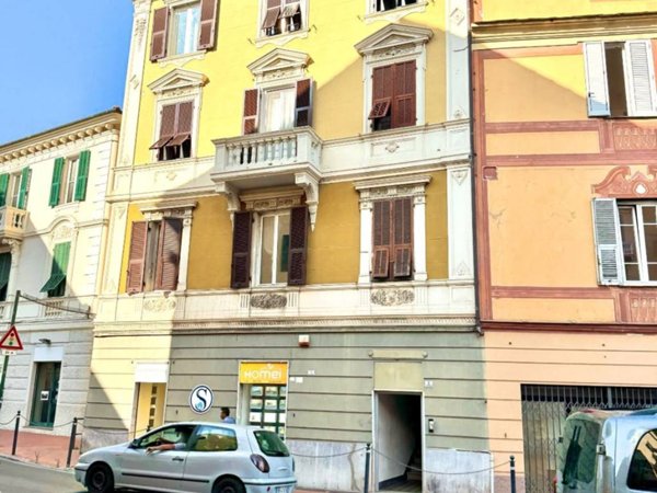 appartamento in vendita ad Imperia in zona Porto Maurizio