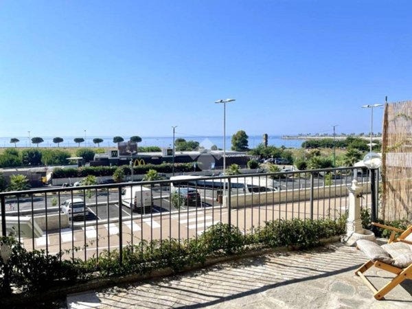 appartamento in vendita ad Imperia in zona Porto Maurizio