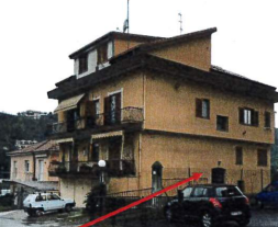 appartamento in vendita ad Imperia in zona Porto Maurizio