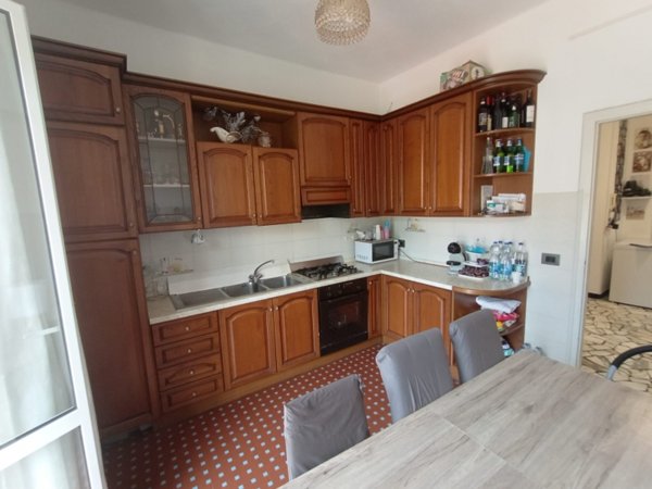 appartamento in vendita ad Imperia