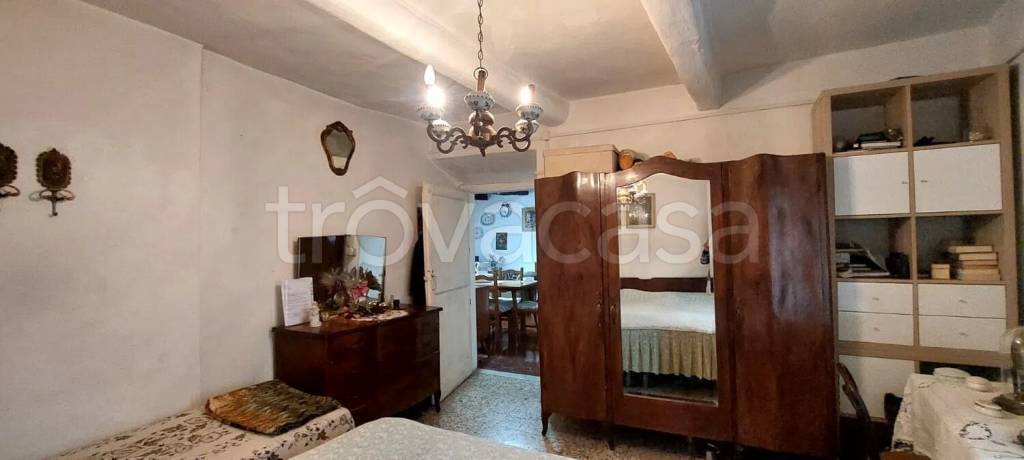 appartamento in vendita ad Imperia in zona Porto Maurizio