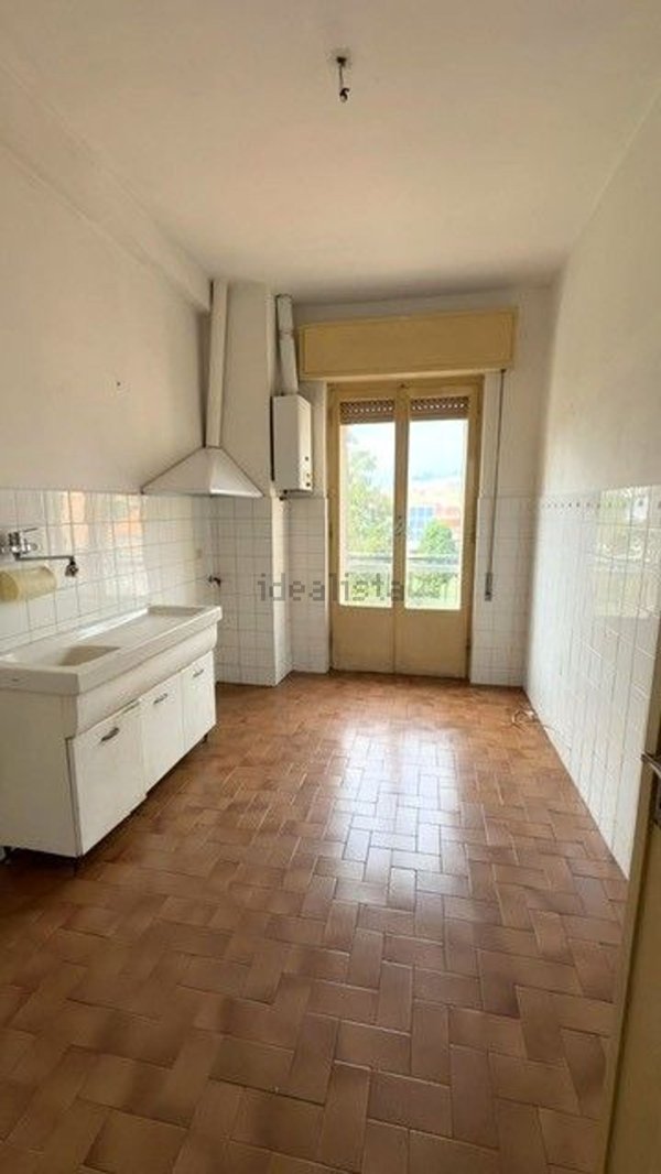 appartamento in vendita ad Imperia in zona Oneglia