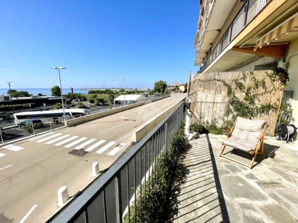 appartamento in vendita ad Imperia in zona Porto Maurizio