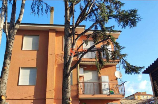 appartamento in vendita ad Imperia in zona Porto Maurizio