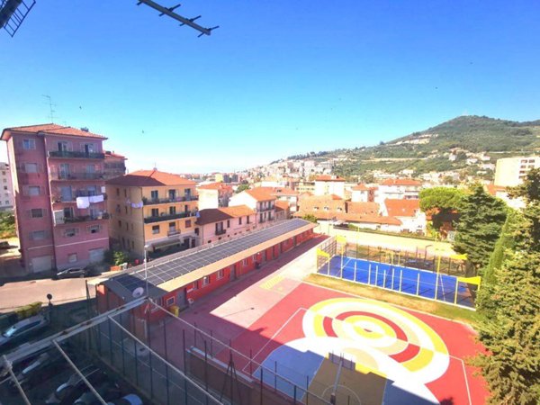 appartamento in vendita ad Imperia in zona Oneglia