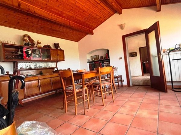 casa indipendente in vendita ad Imperia in zona Torrazza / Clavi