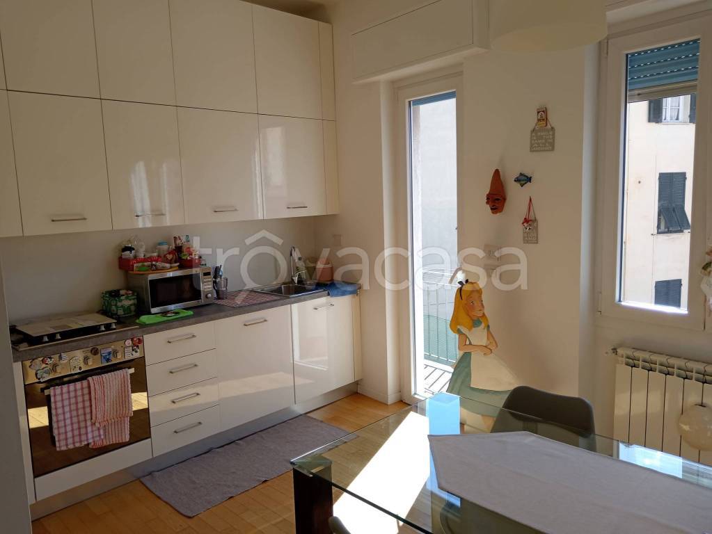 appartamento in vendita ad Imperia in zona Oneglia