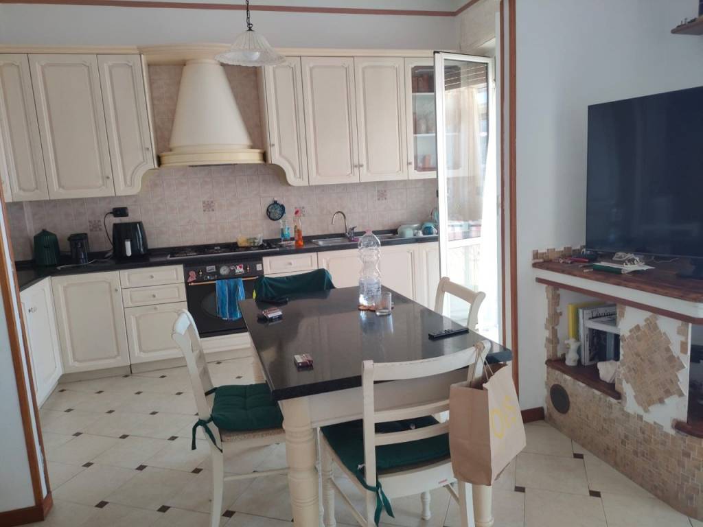 appartamento in vendita ad Imperia in zona Oneglia