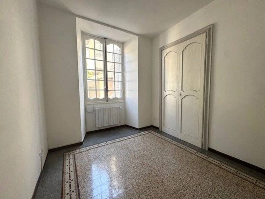 appartamento in vendita ad Imperia in zona Oneglia