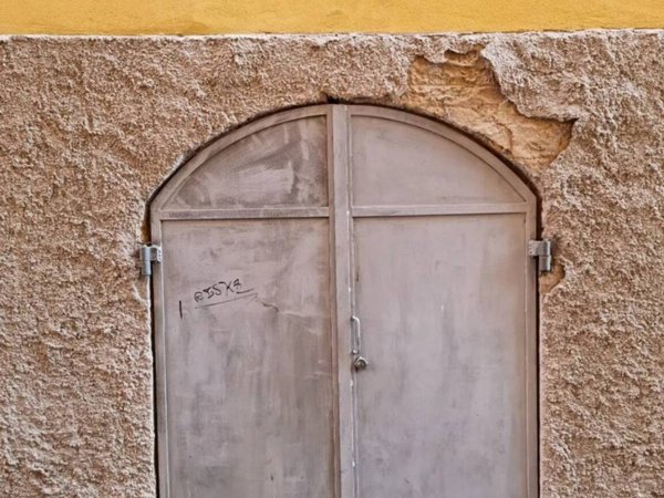 negozio in vendita ad Imperia in zona Porto Maurizio