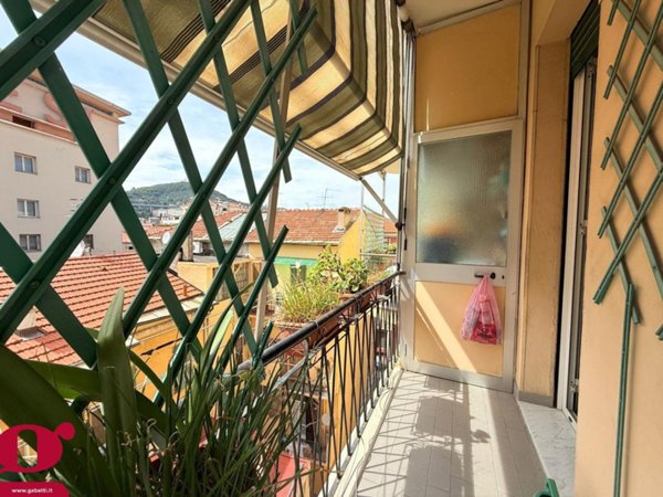 appartamento in vendita ad Imperia in zona Oneglia
