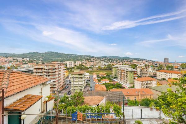 appartamento in vendita ad Imperia in zona Porto Maurizio