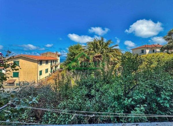 appartamento in vendita ad Imperia