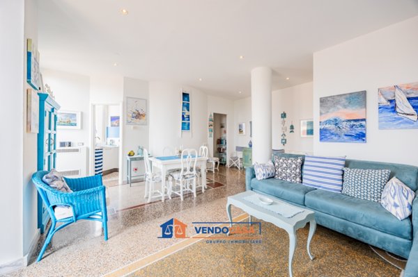 appartamento in vendita ad Imperia in zona Porto Maurizio