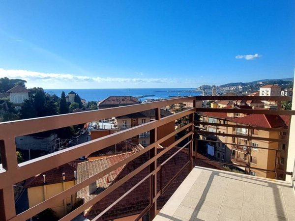 appartamento in vendita ad Imperia in zona Oneglia