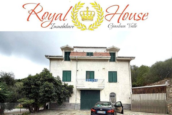 casa indipendente in vendita ad Imperia in zona Poggi