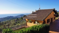 casa indipendente in vendita ad Imperia