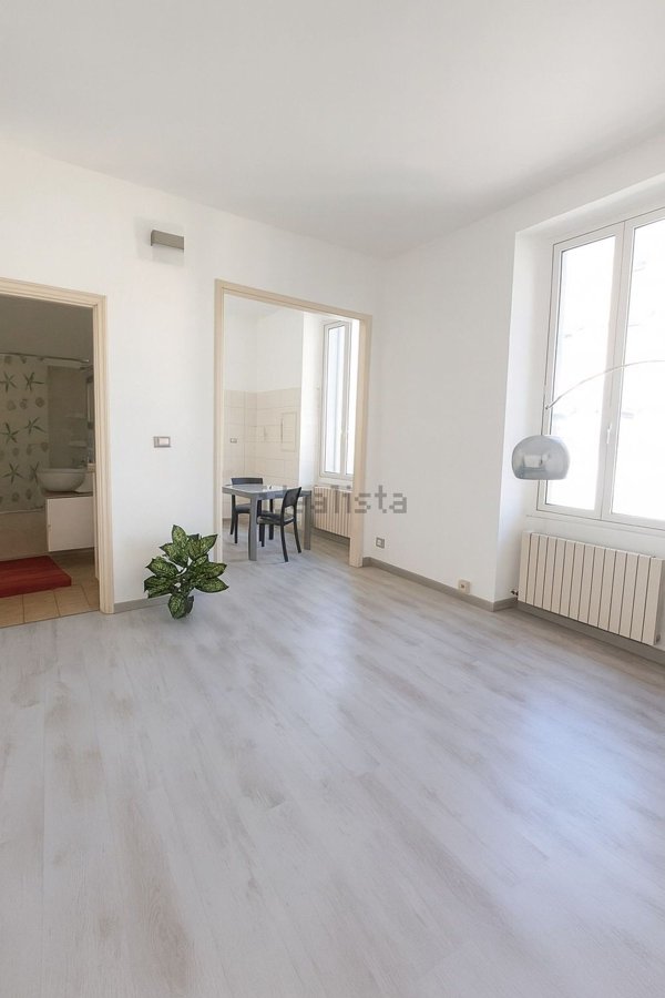 appartamento in vendita ad Imperia in zona Oneglia