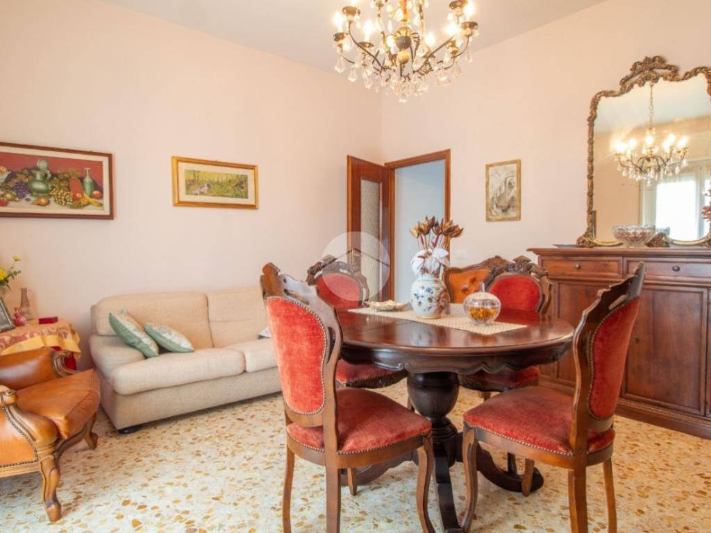 appartamento in vendita ad Imperia