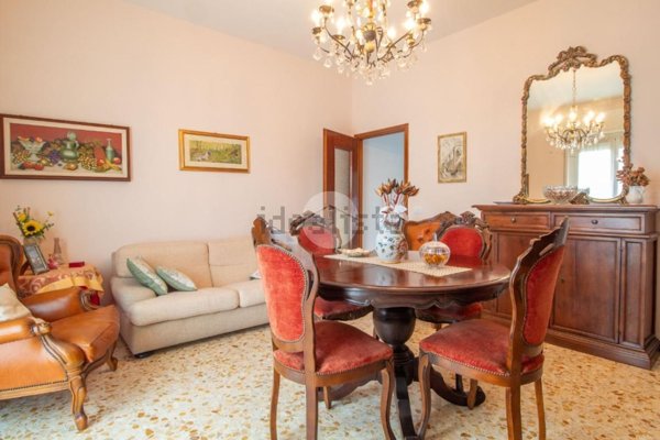 appartamento in vendita ad Imperia