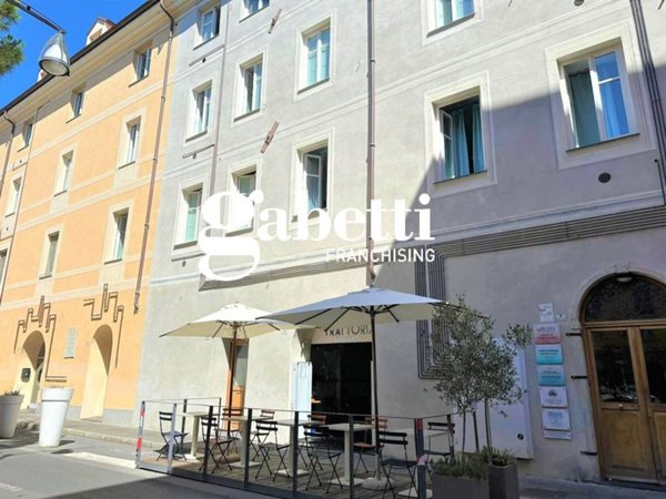appartamento in vendita ad Imperia in zona Oneglia