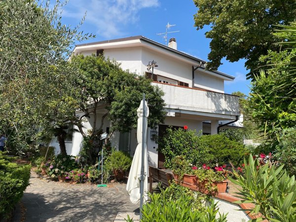 appartamento in vendita ad Imperia