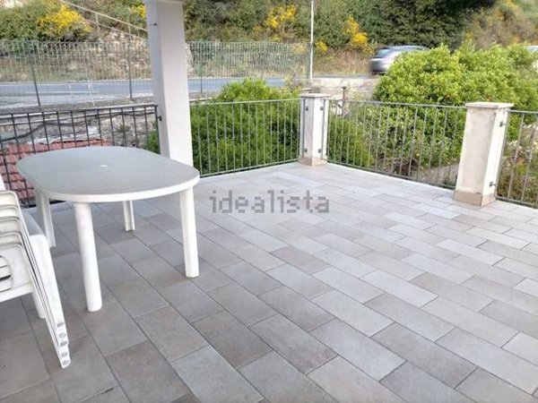 appartamento in vendita ad Imperia in zona Oneglia