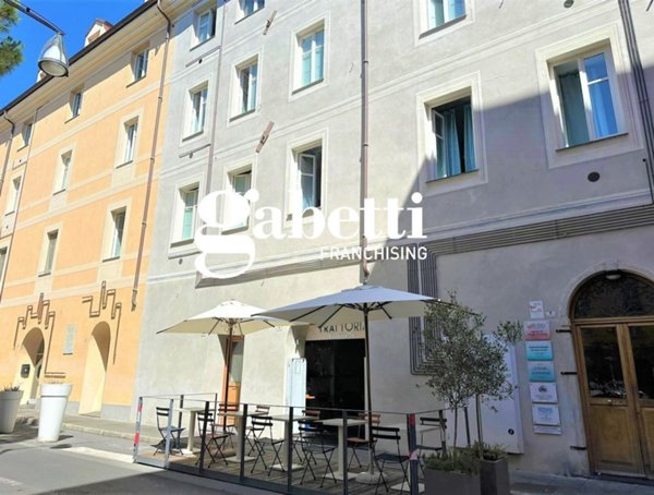 appartamento in vendita ad Imperia in zona Oneglia