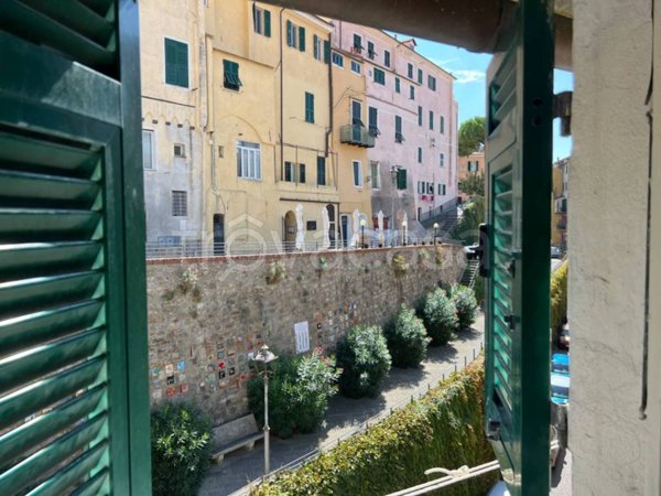 appartamento in vendita ad Imperia in zona Porto Maurizio