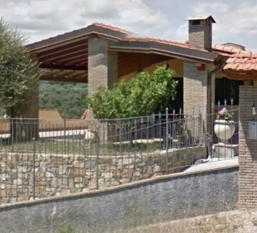 casa indipendente in vendita ad Imperia