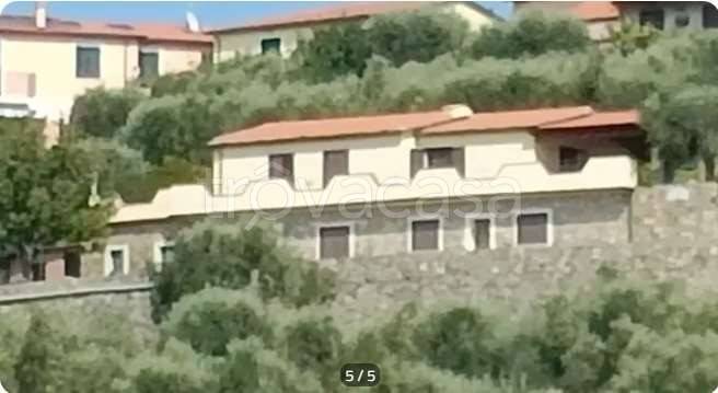 casa indipendente in vendita ad Imperia