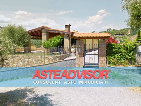 casa indipendente in vendita ad Imperia