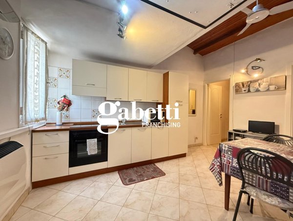 appartamento in vendita ad Imperia in zona Oneglia