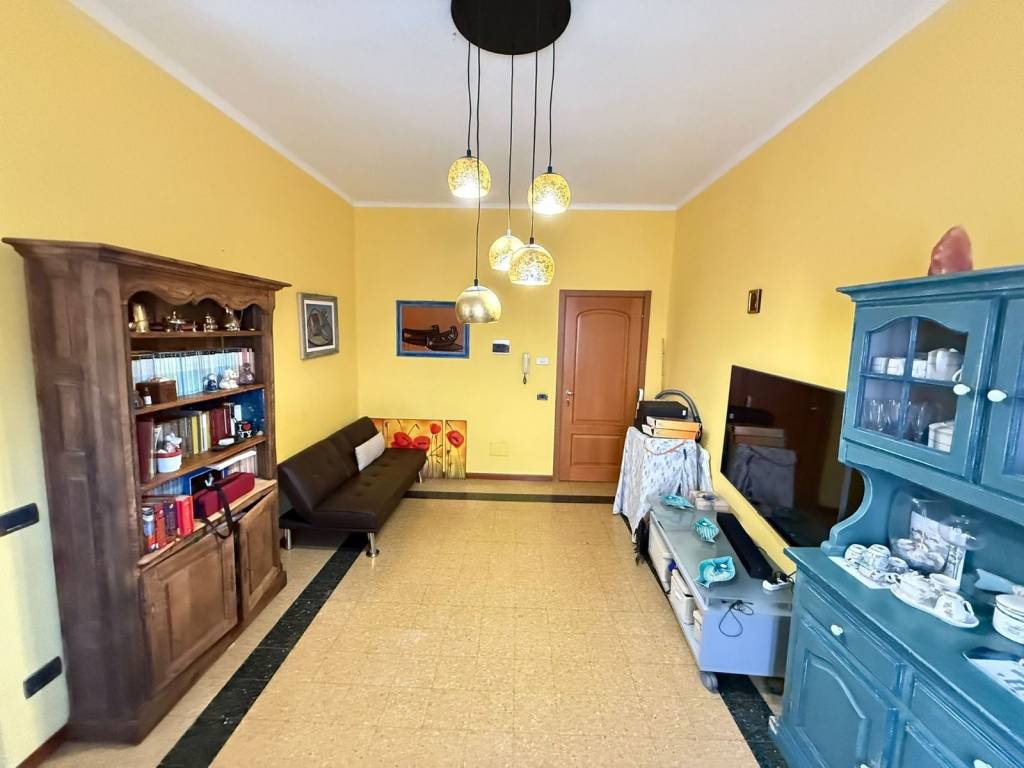 appartamento in vendita ad Imperia in zona Porto Maurizio